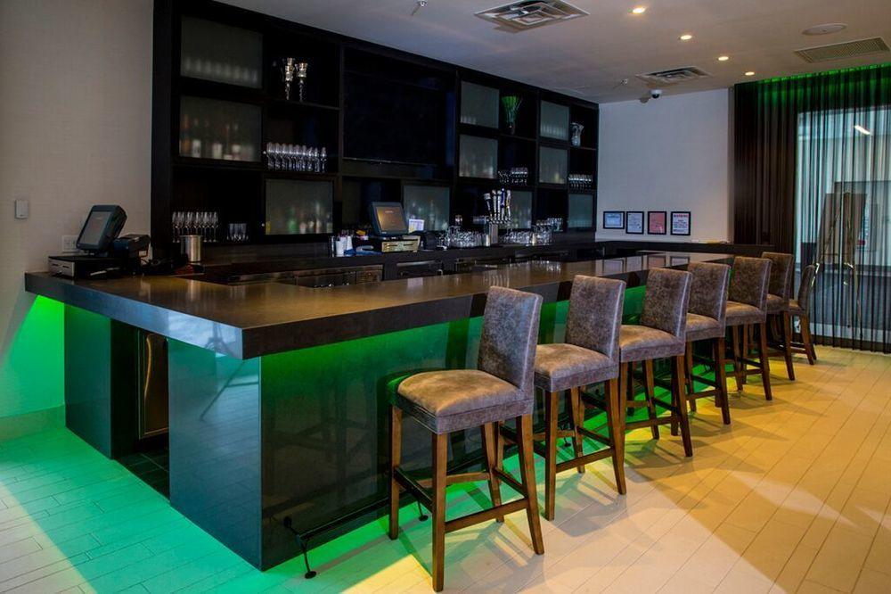 By Marriott The Bronx At Metro Center Atrium New York