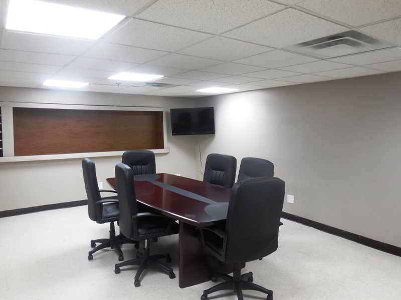 Super 8 By Wyndham Jamaica North Conduit Hotel