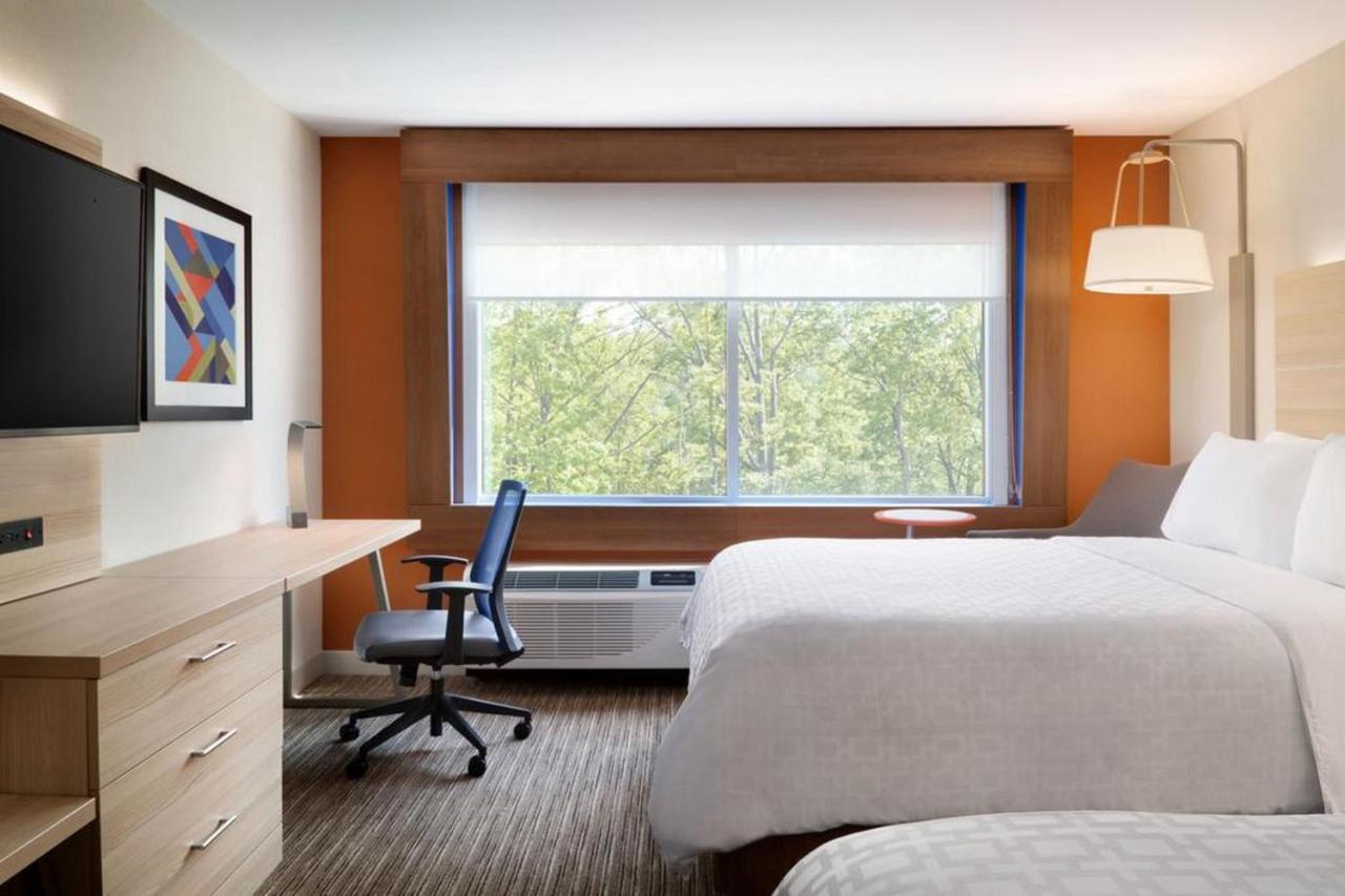 Express & Woodside Laguardia Airport 3*