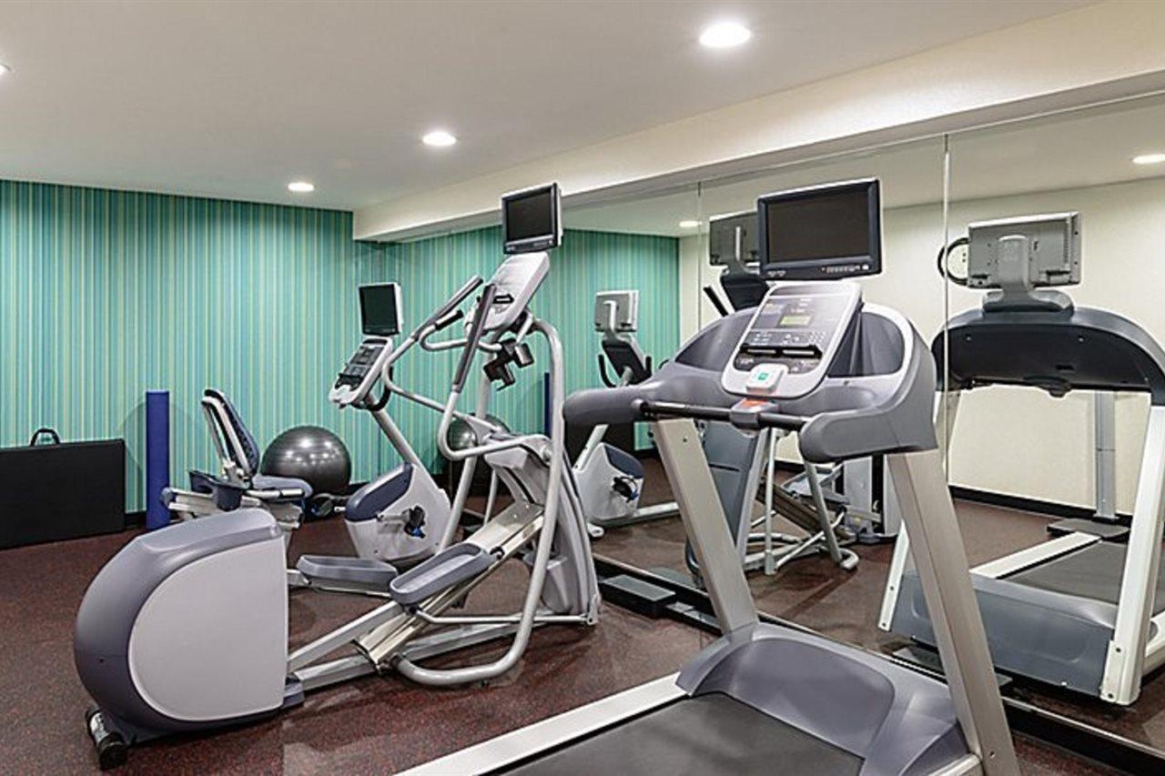 Express Chelsea By Ihg Hotel New York