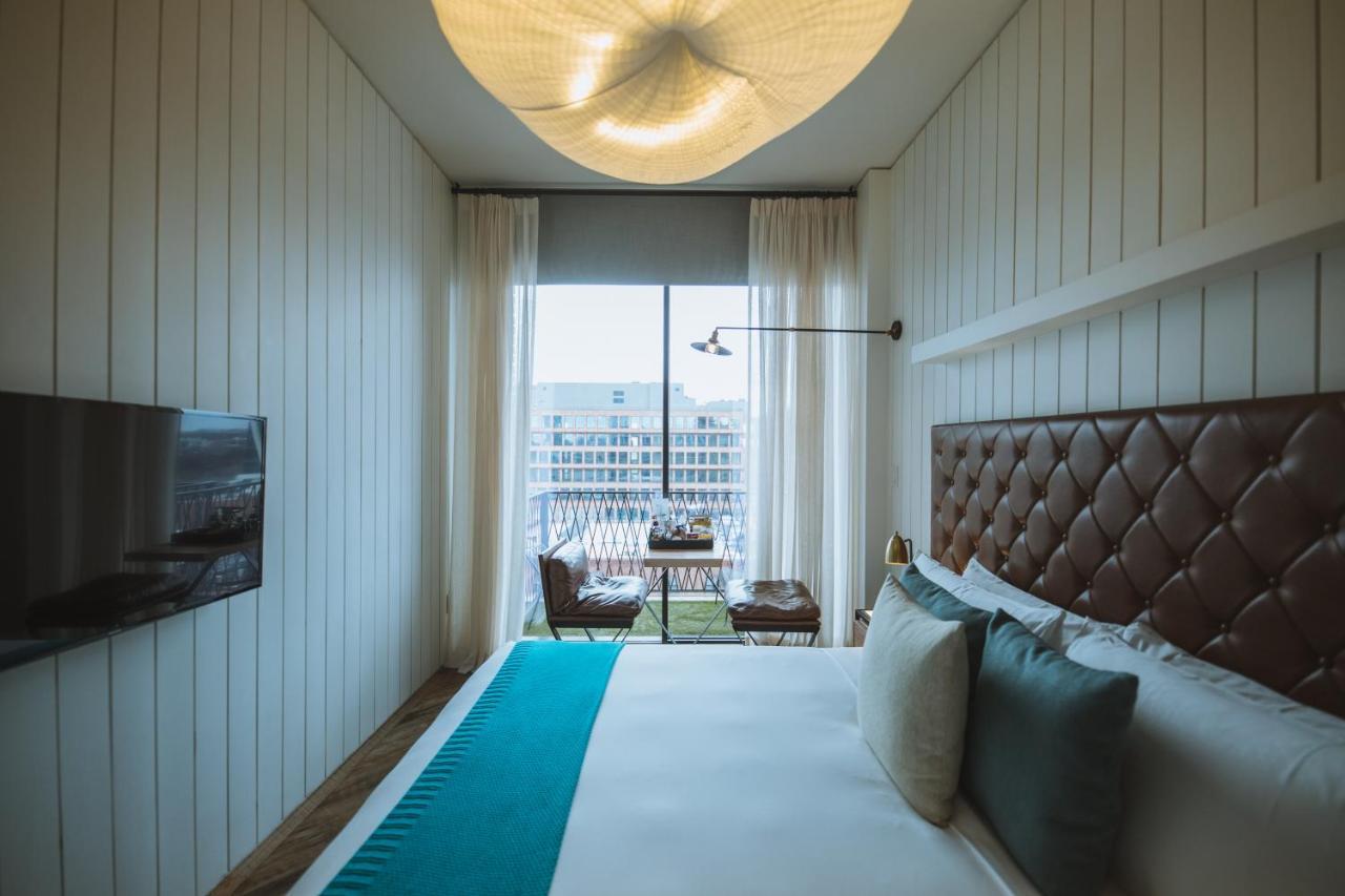 Arlo Williamsburg 5*