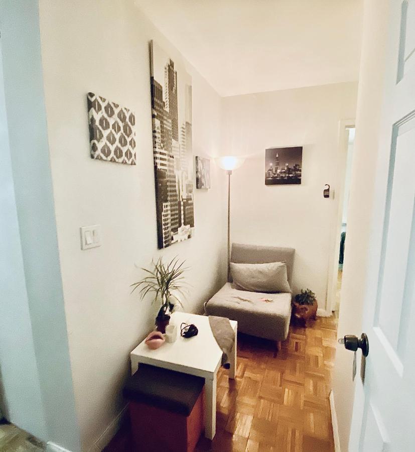 Times Square Manhattan - Private Room In 2 Bedroom Apartment Guest house *