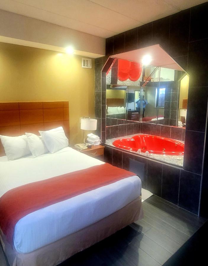 Jets Motor Hotel 2*