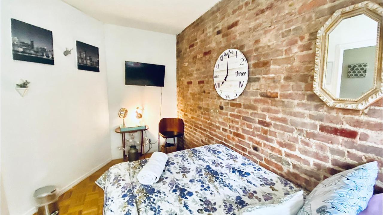 Times Square Manhattan - Private Room In 2 Bedroom Apartment