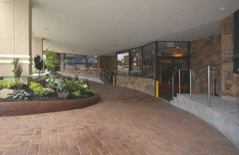 Best Western Queens Gold Coast 3*