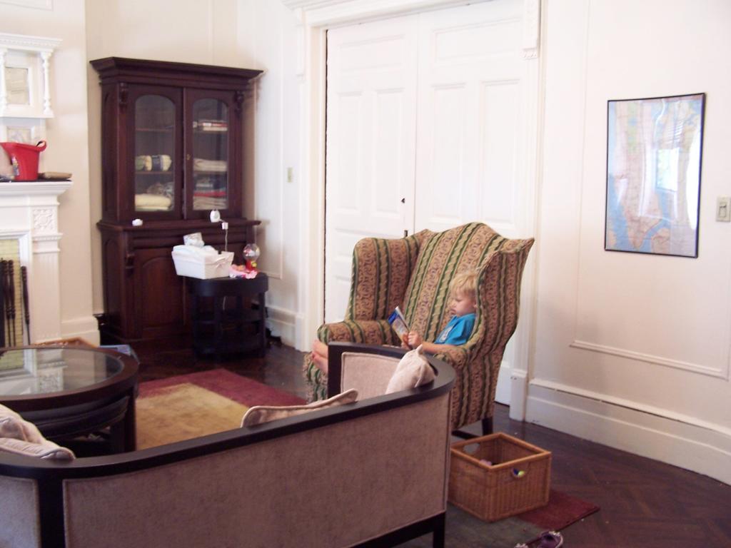 Brownstone Bed And No Breakfast New York