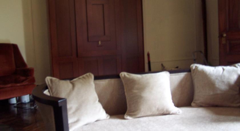 Brownstone Bed And No Breakfast Apartment New York