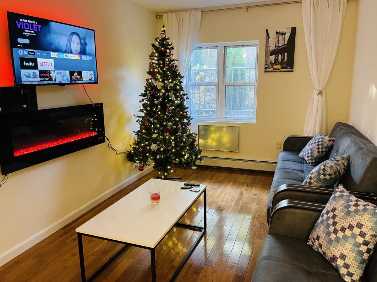 Huge Duplex 2 Bedroom-apt Queens Nyc. A Hidden Gem *