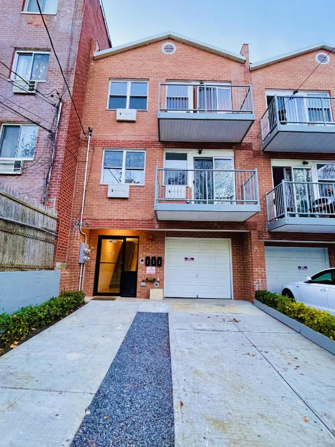 Huge Duplex 2 Bedroom-apt Queens Nyc. A Hidden Gem Apartment