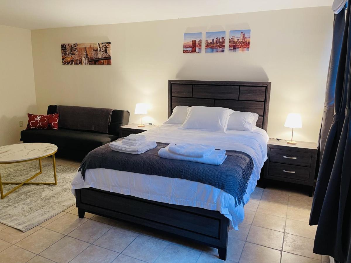 Huge Duplex 2 Bedroom-apt Queens Nyc. A Hidden Gem Apartment *