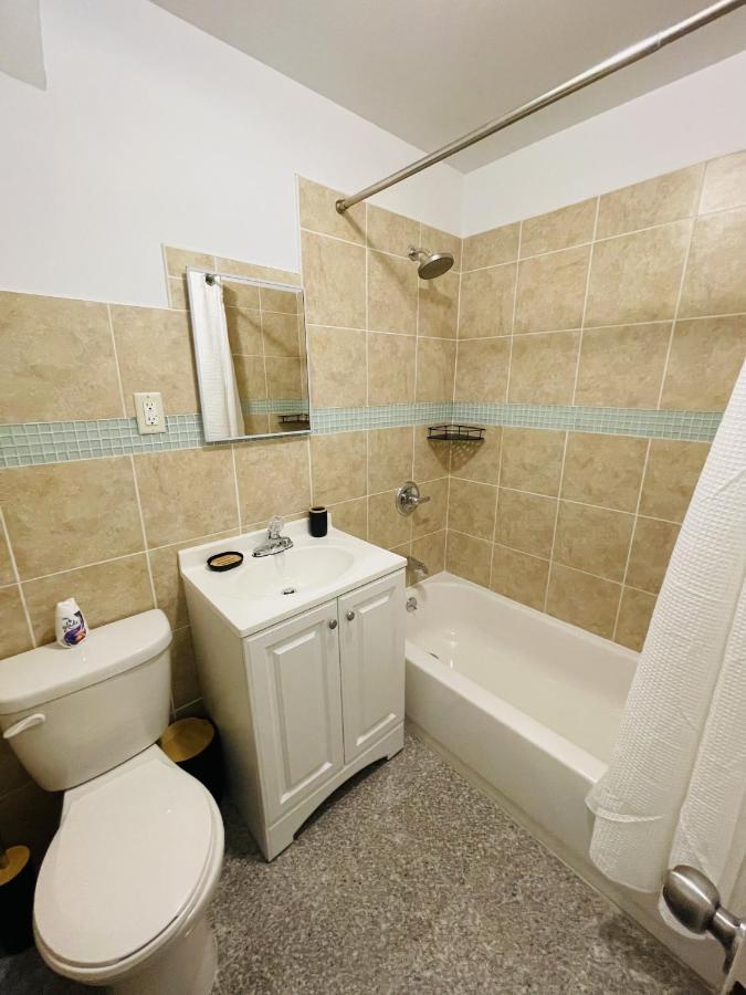 Huge Duplex 2 Bedroom-apt Queens Nyc. A Hidden Gem