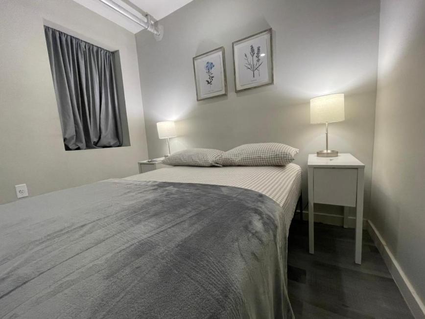Manhattan City Hostel *