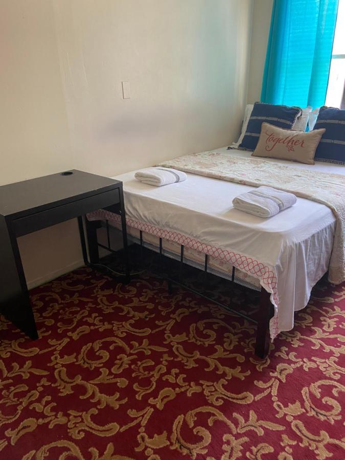 A Peaceful In Queens Guest house New York