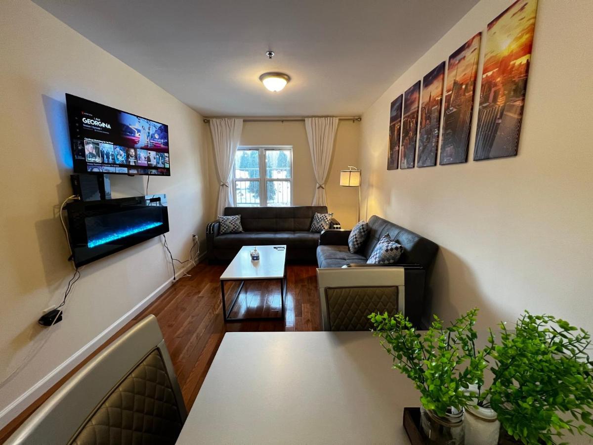 Apartment Huge Duplex 2 Bedroom-apt Queens Nyc. A Hidden Gem *