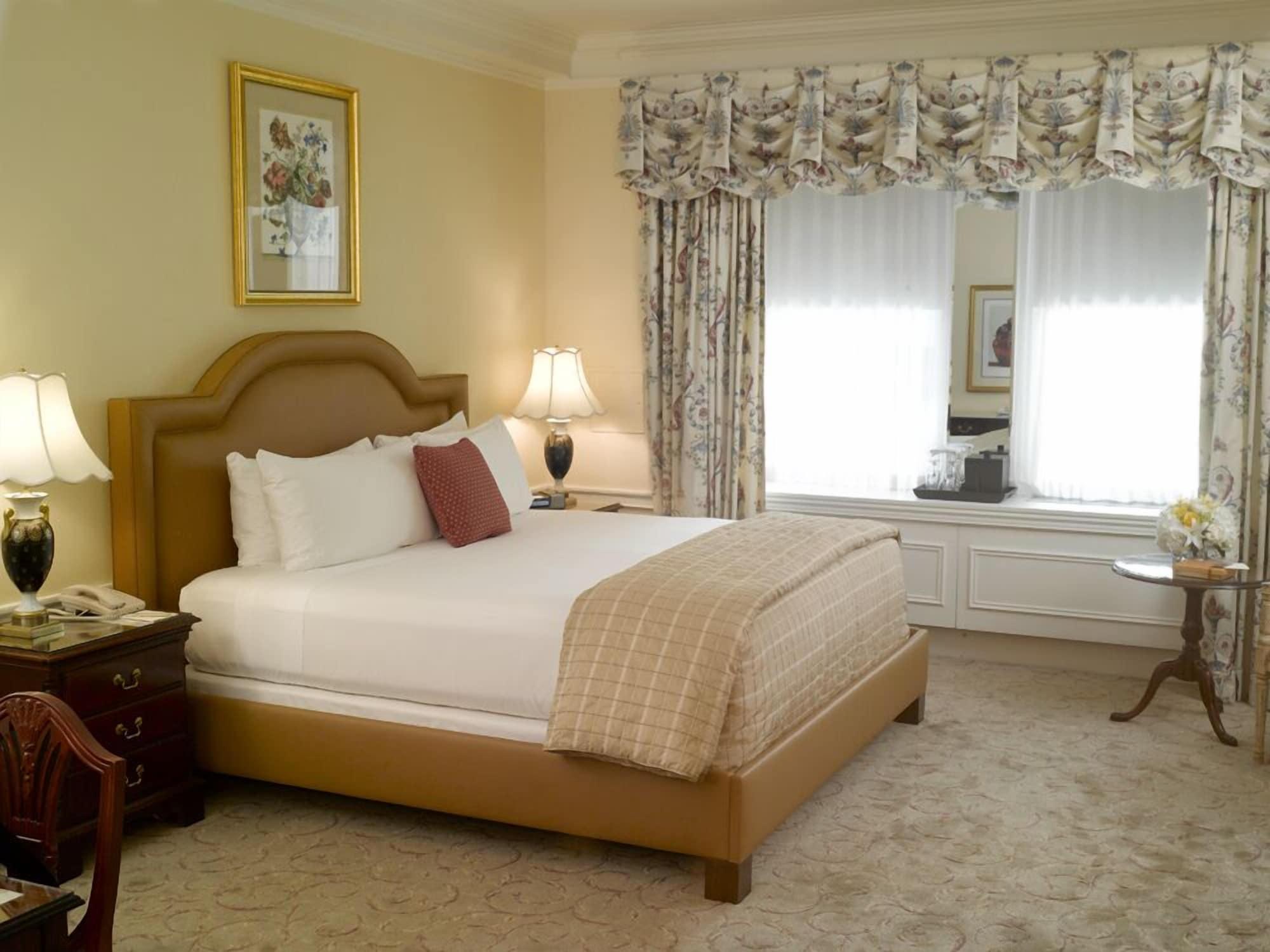 Hotel The Sherry Netherland