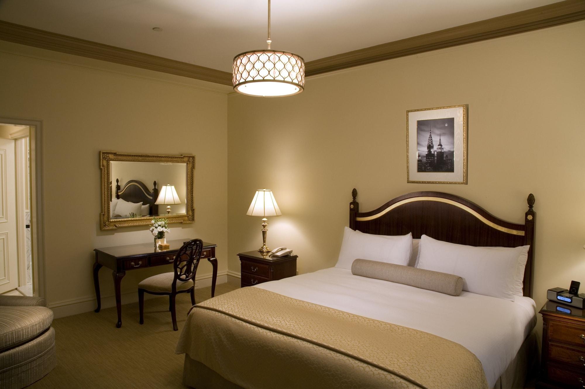 Hotel The Sherry Netherland 5*