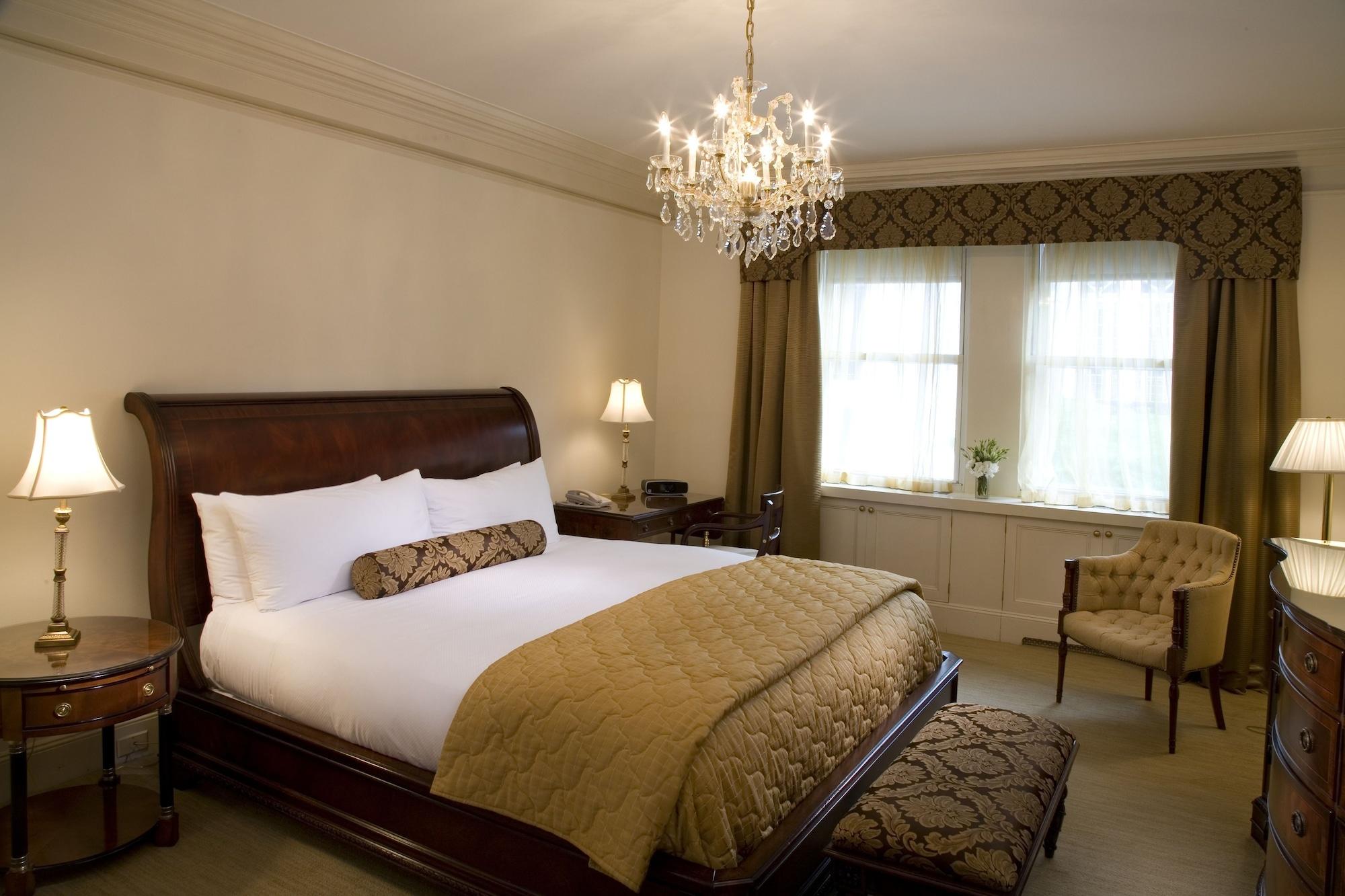 Hotel The Sherry Netherland