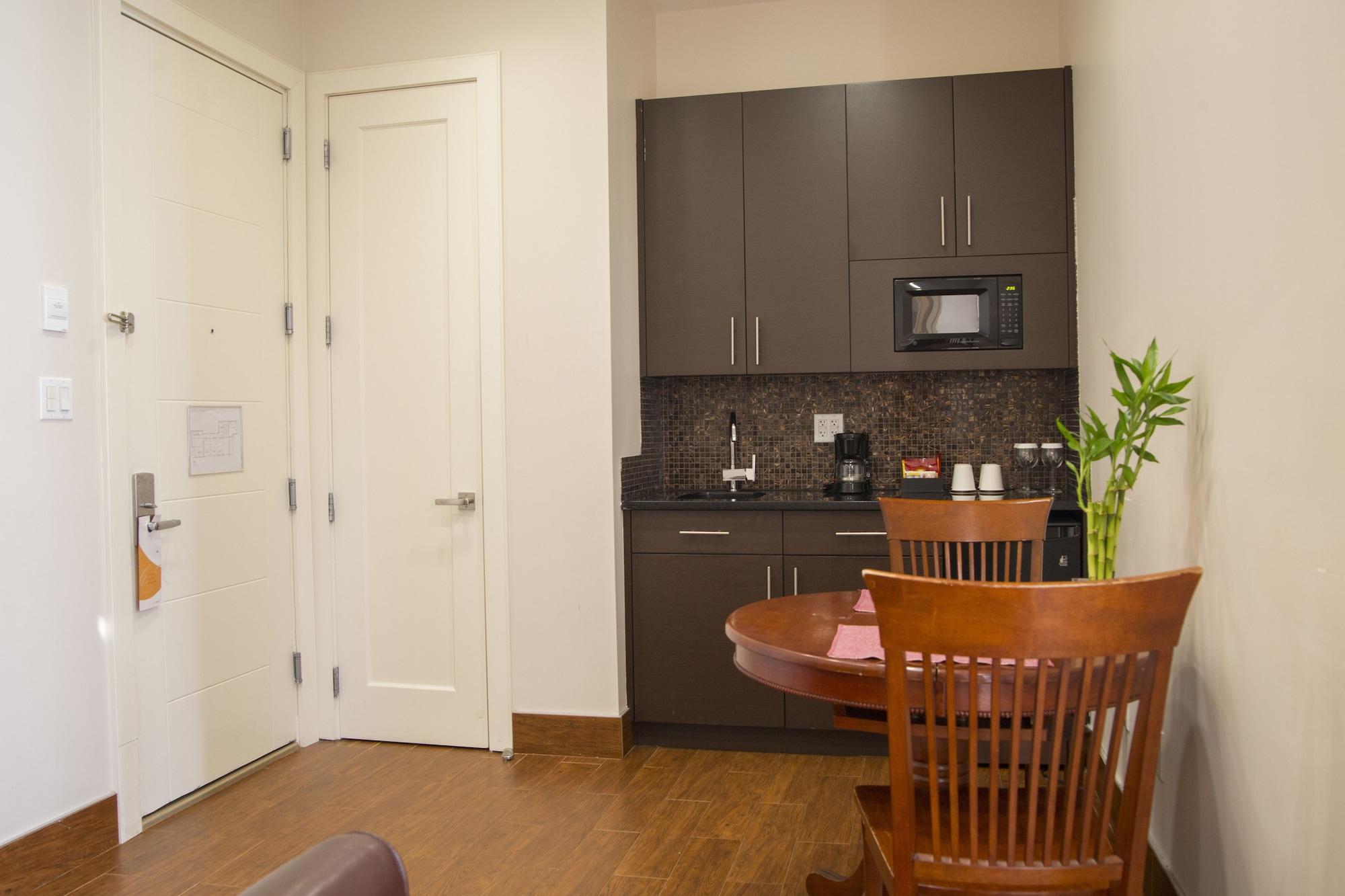 Hotel Aura Hotel Brooklyn 4*