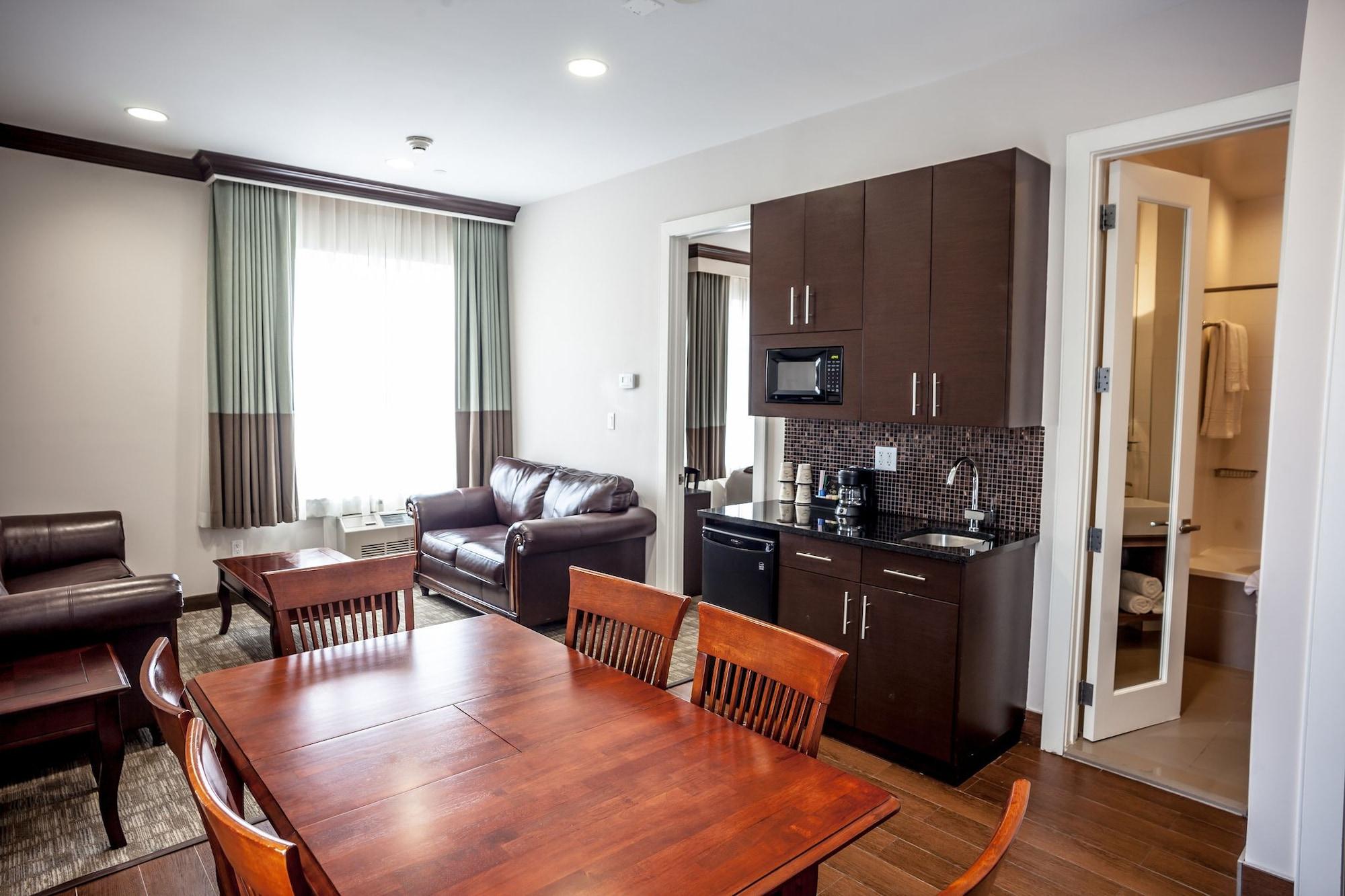 Hotel Aura Hotel Brooklyn New York