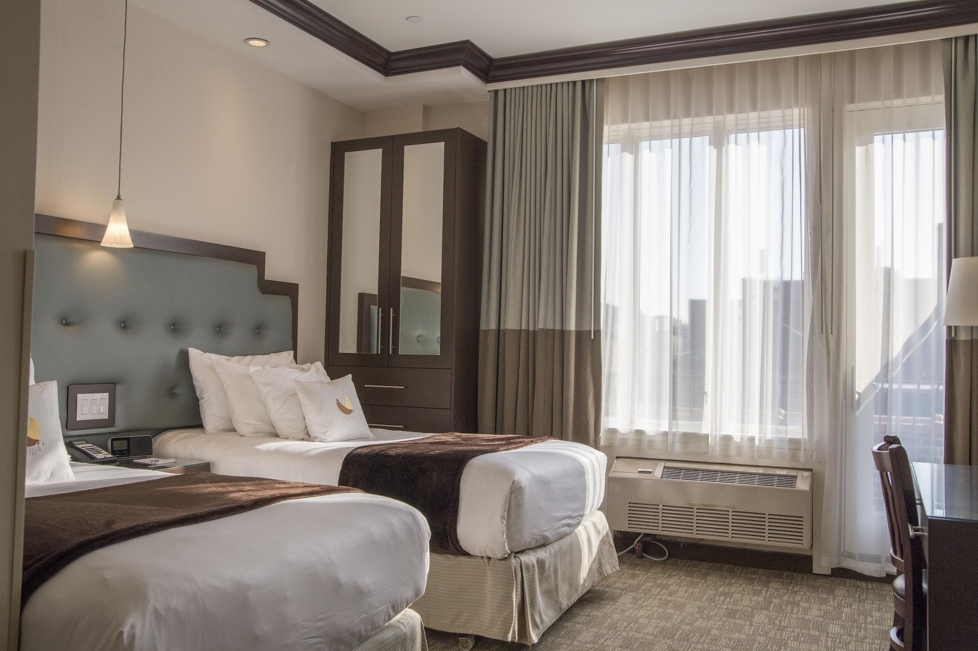 Aura Hotel Brooklyn Hotel 4*