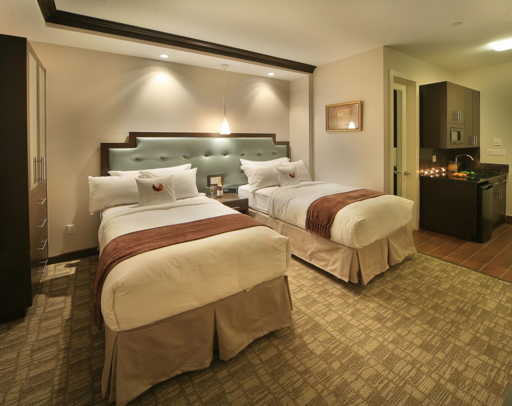 Aura Hotel Brooklyn Hotel