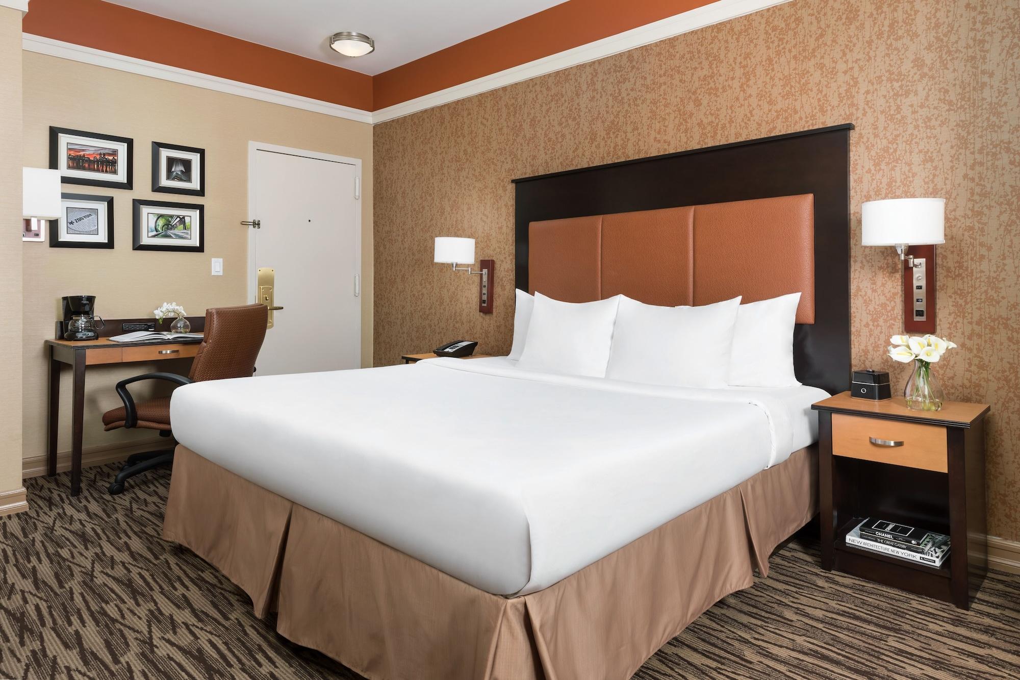 Hotel The At Fifth Avenue 3*