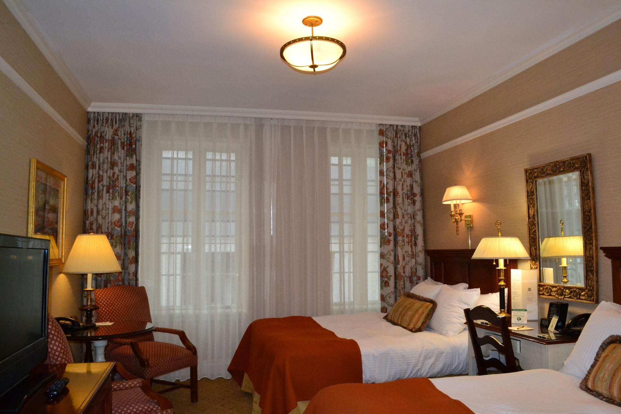 The Street Hotel 3*