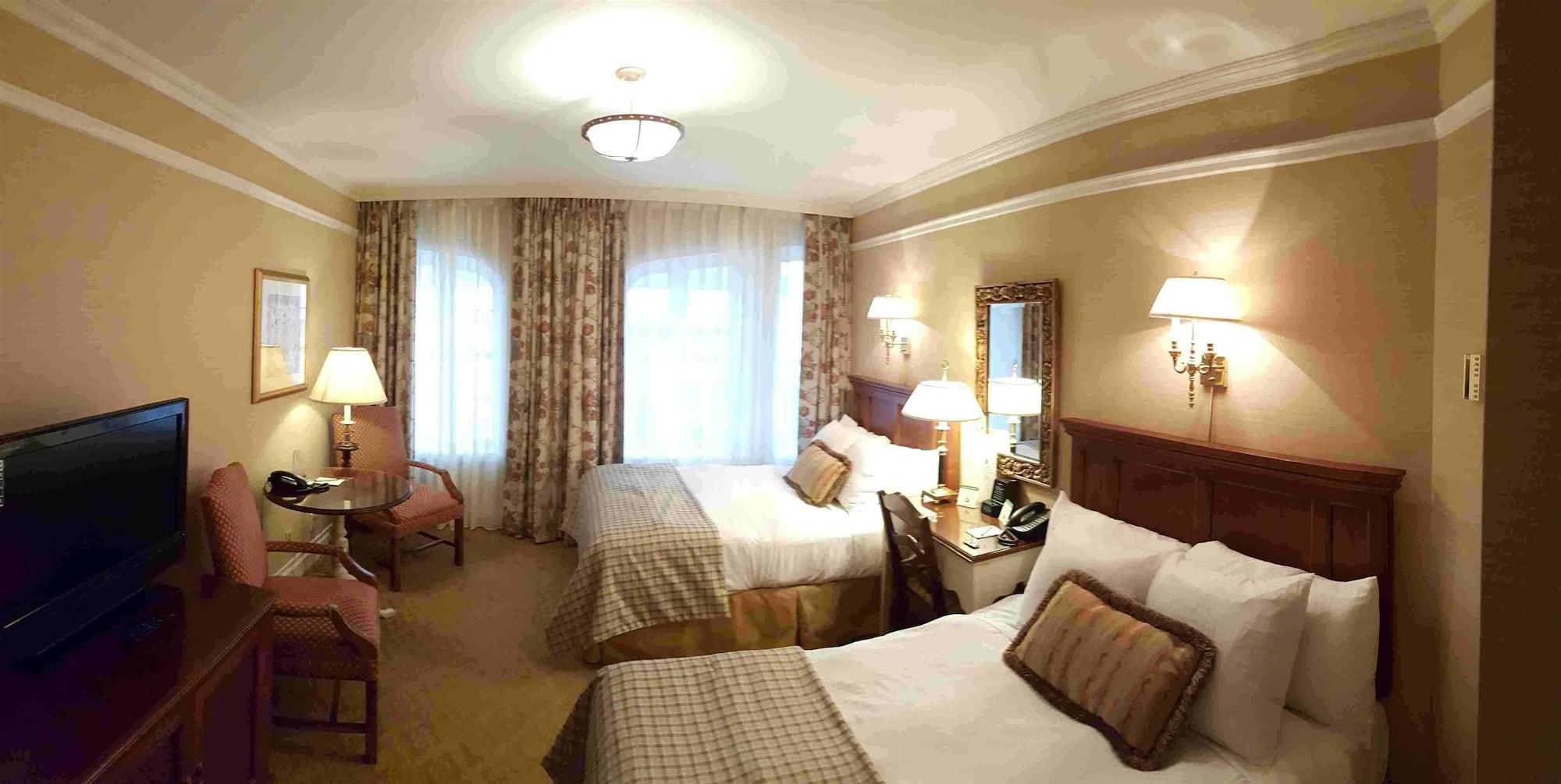 The Street Hotel 3*