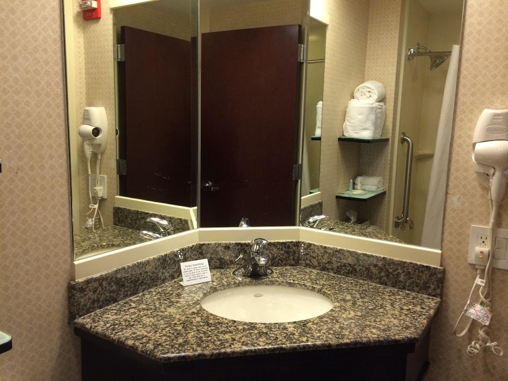 Comfort & Laguardia Airport 3* New York