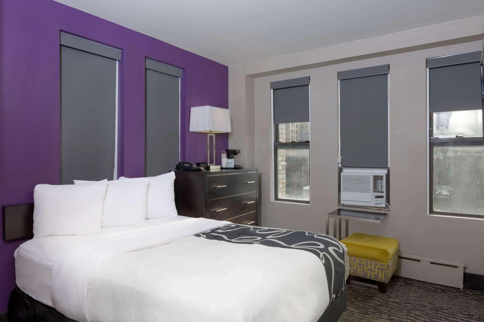 La Quinta By Wyndham City Central Park