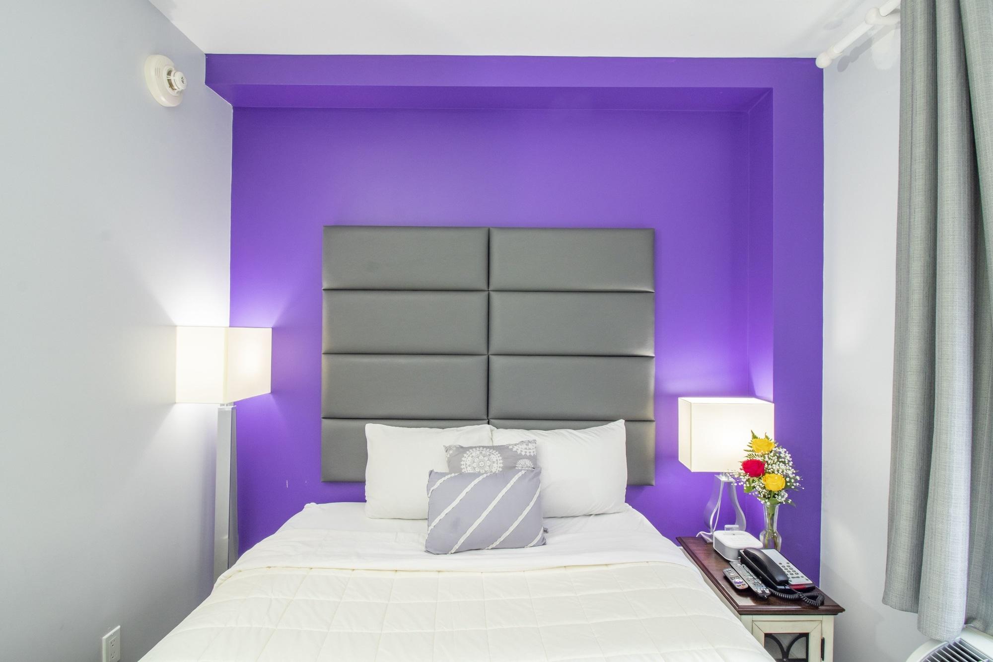 Canal Loft Hotel 2*