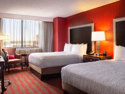 Hotel Laguardia Plaza