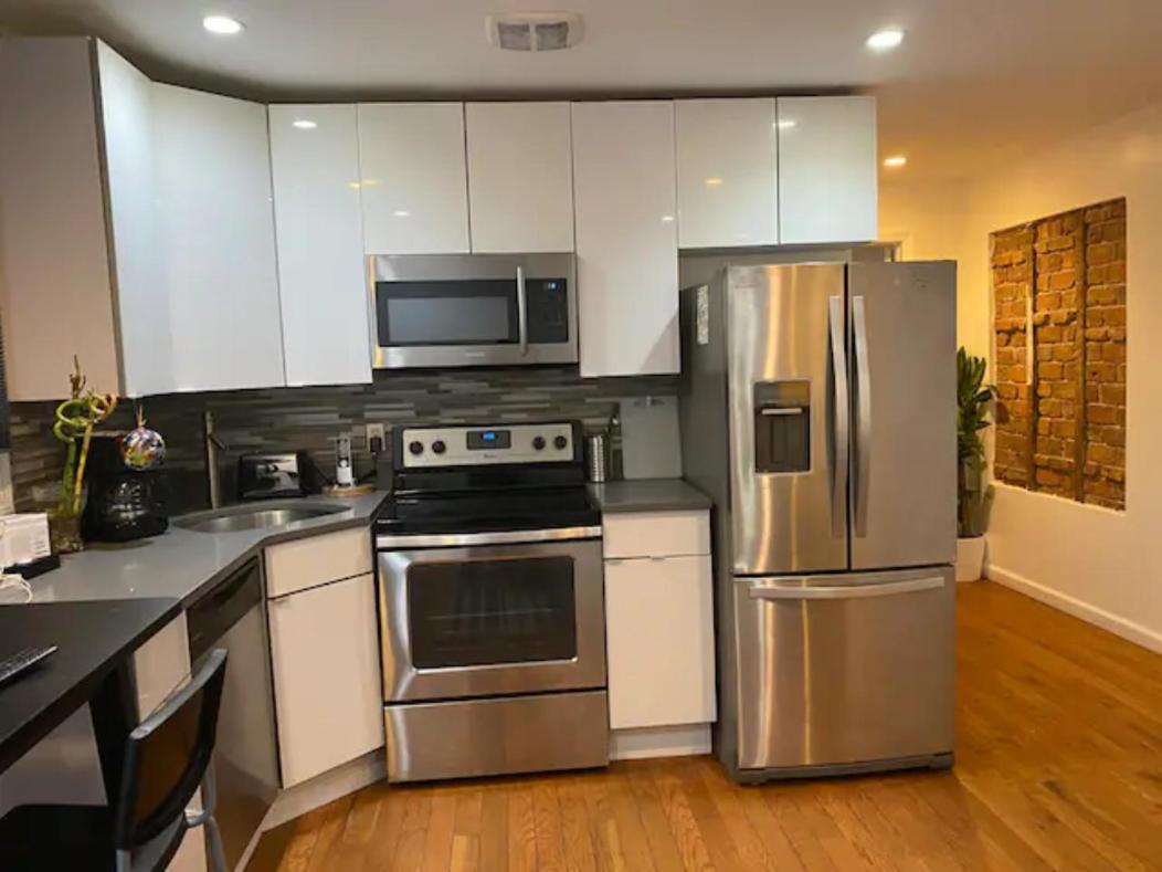 2 Bedroom Two Baths Newly Renovated New York