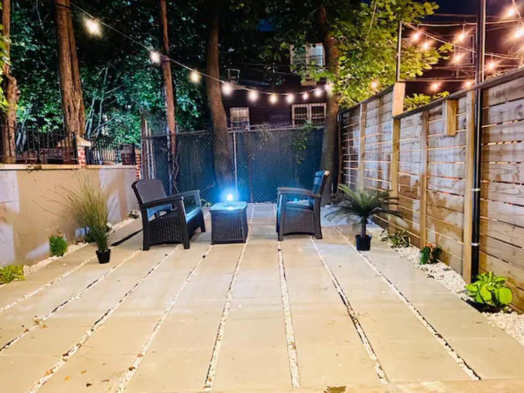2 Bedroom Two Baths Newly Renovated *
