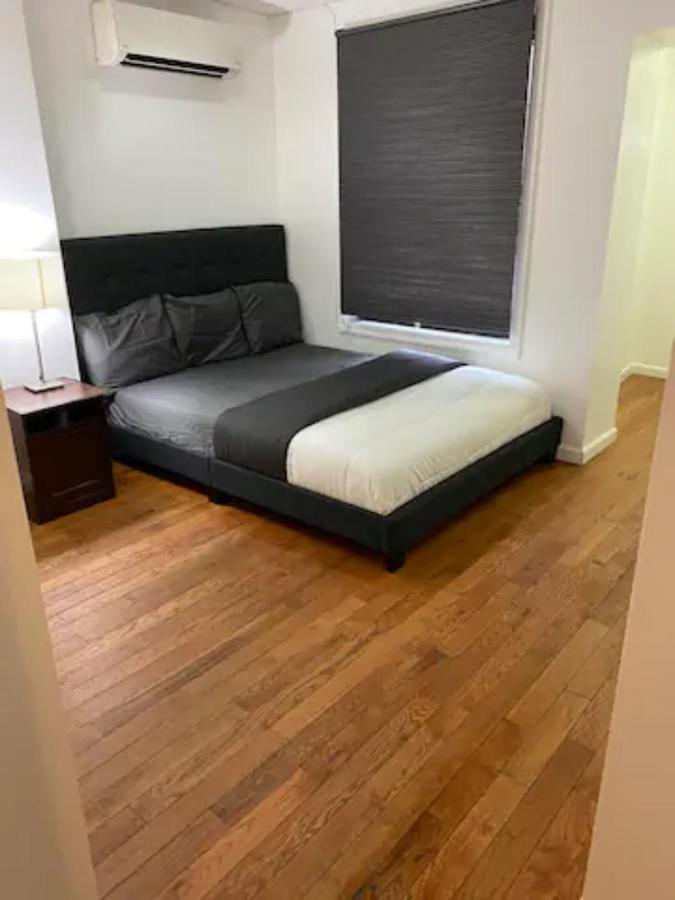 Apartment 2 Bedroom Two Baths Newly Renovated *