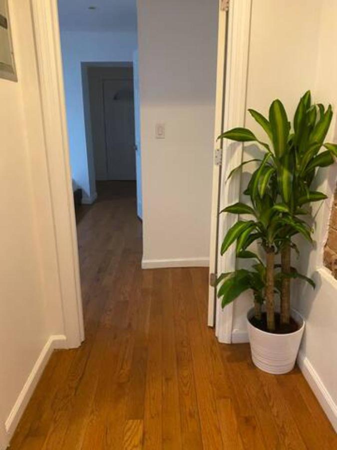 2 Bedroom Two Baths Newly Renovated * New York