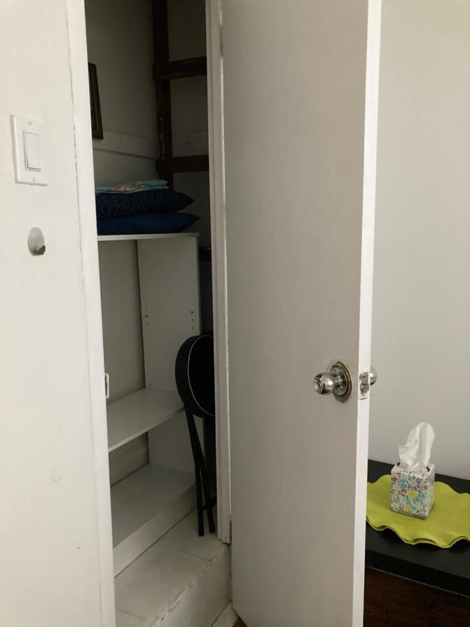 Homestay Maspeth House