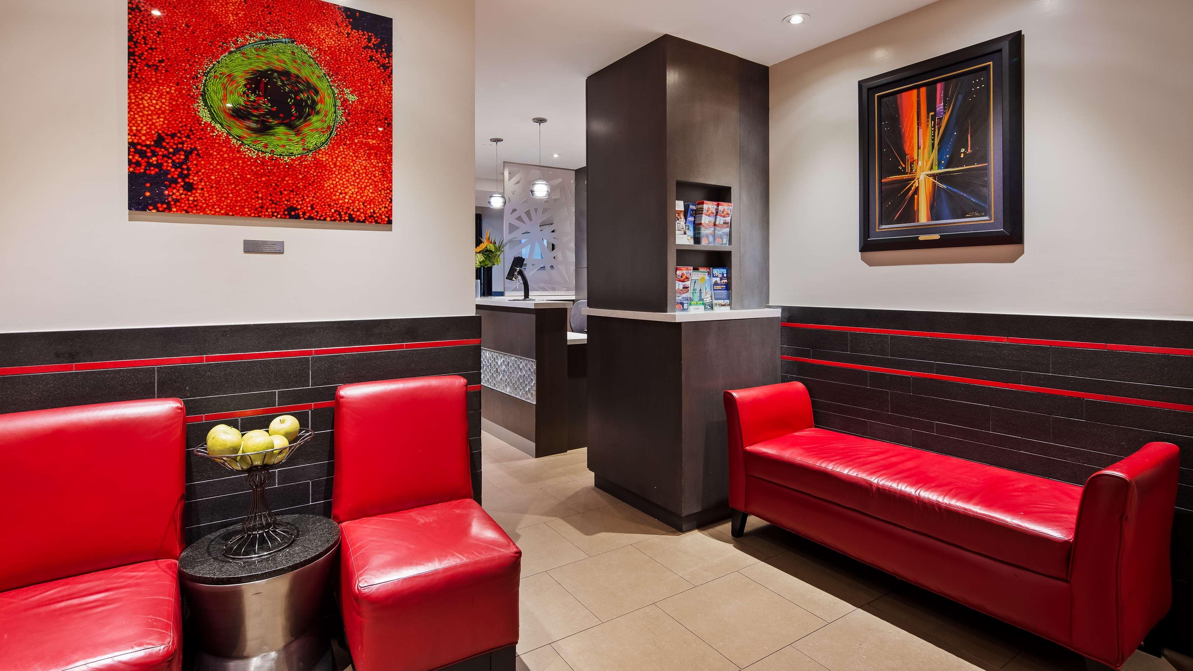 Best Western Plus Hospitality House Hotel