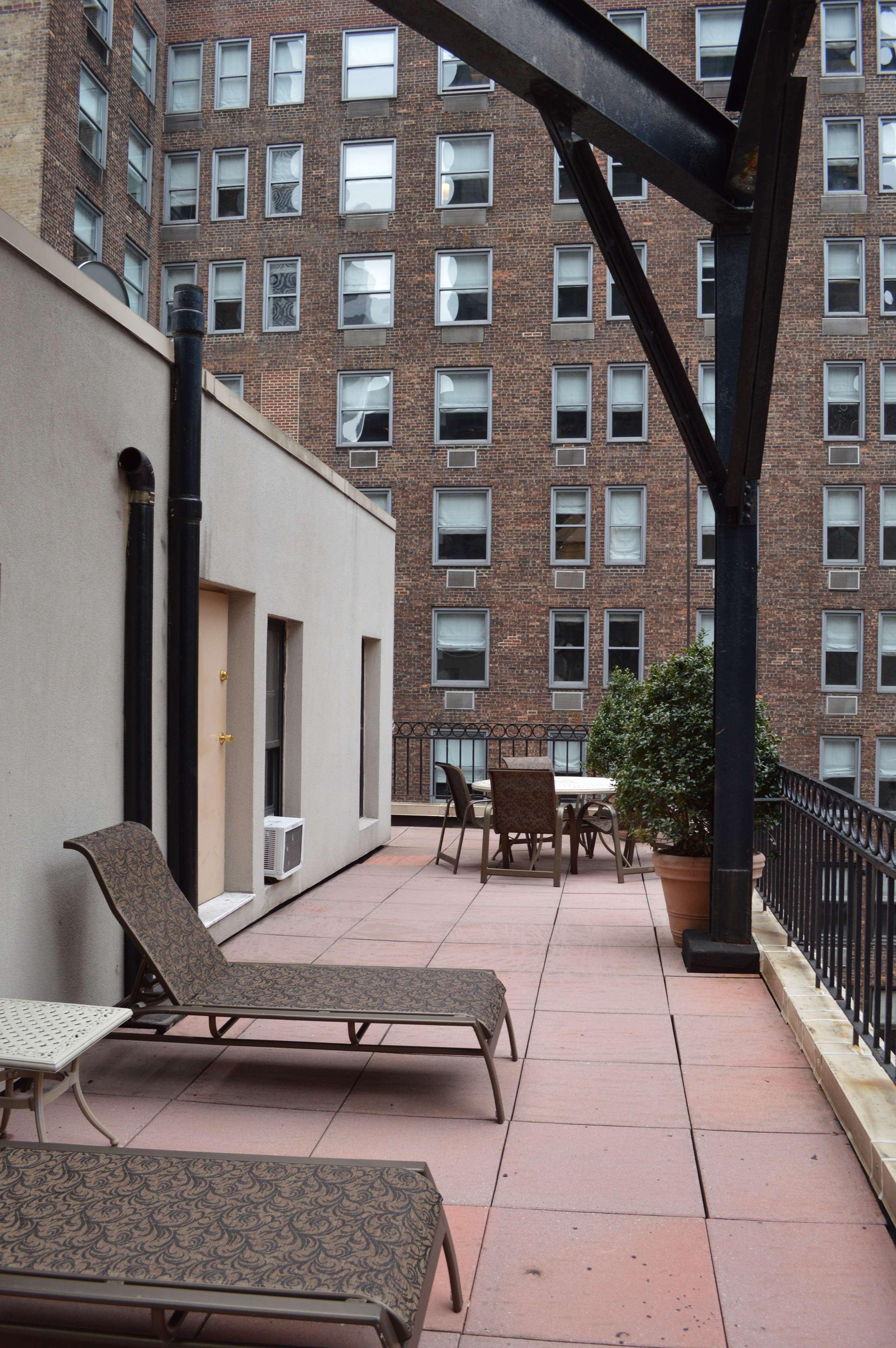 Best Western Plus Hospitality House