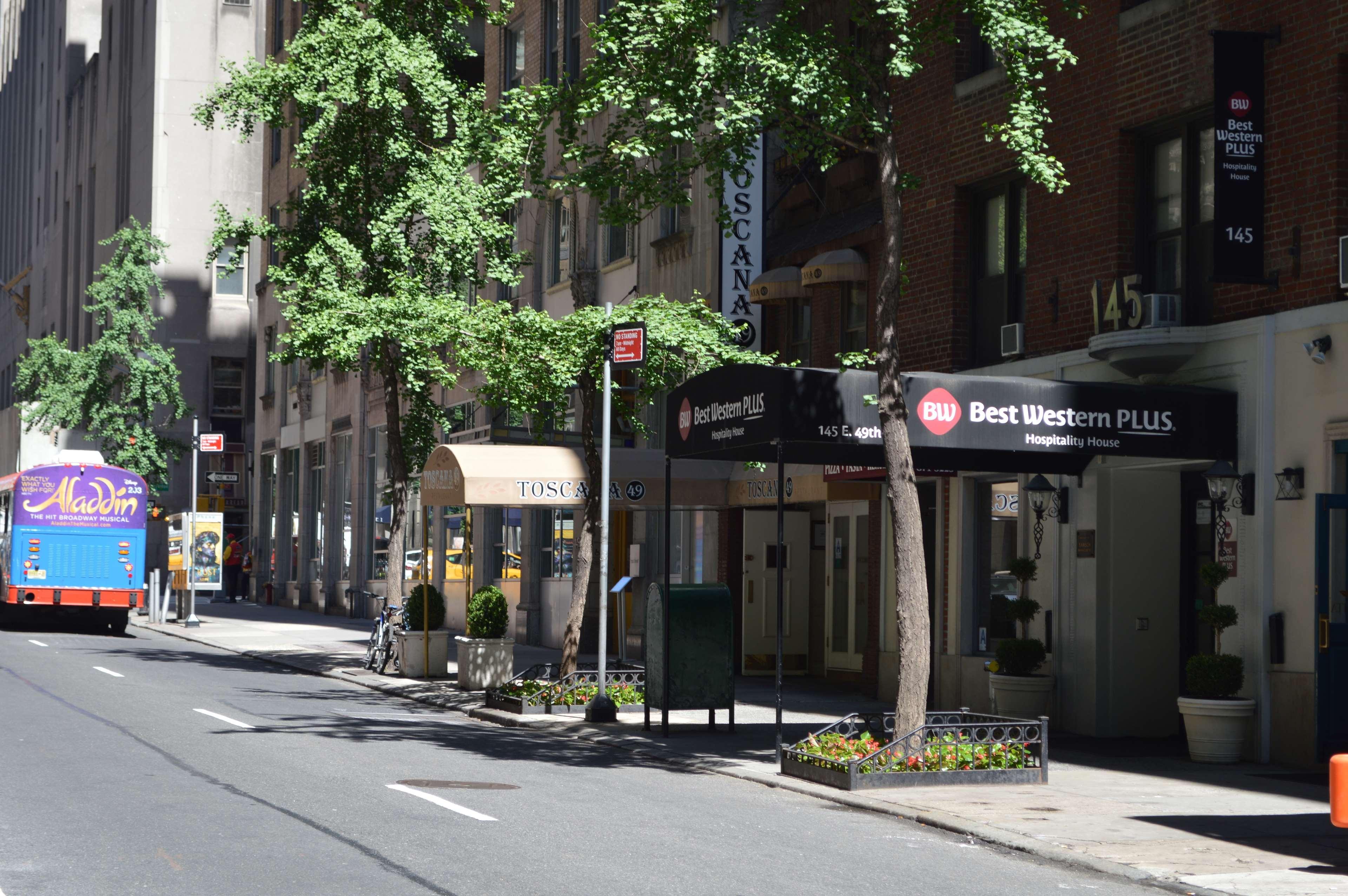 Best Western Plus Hospitality House 3*