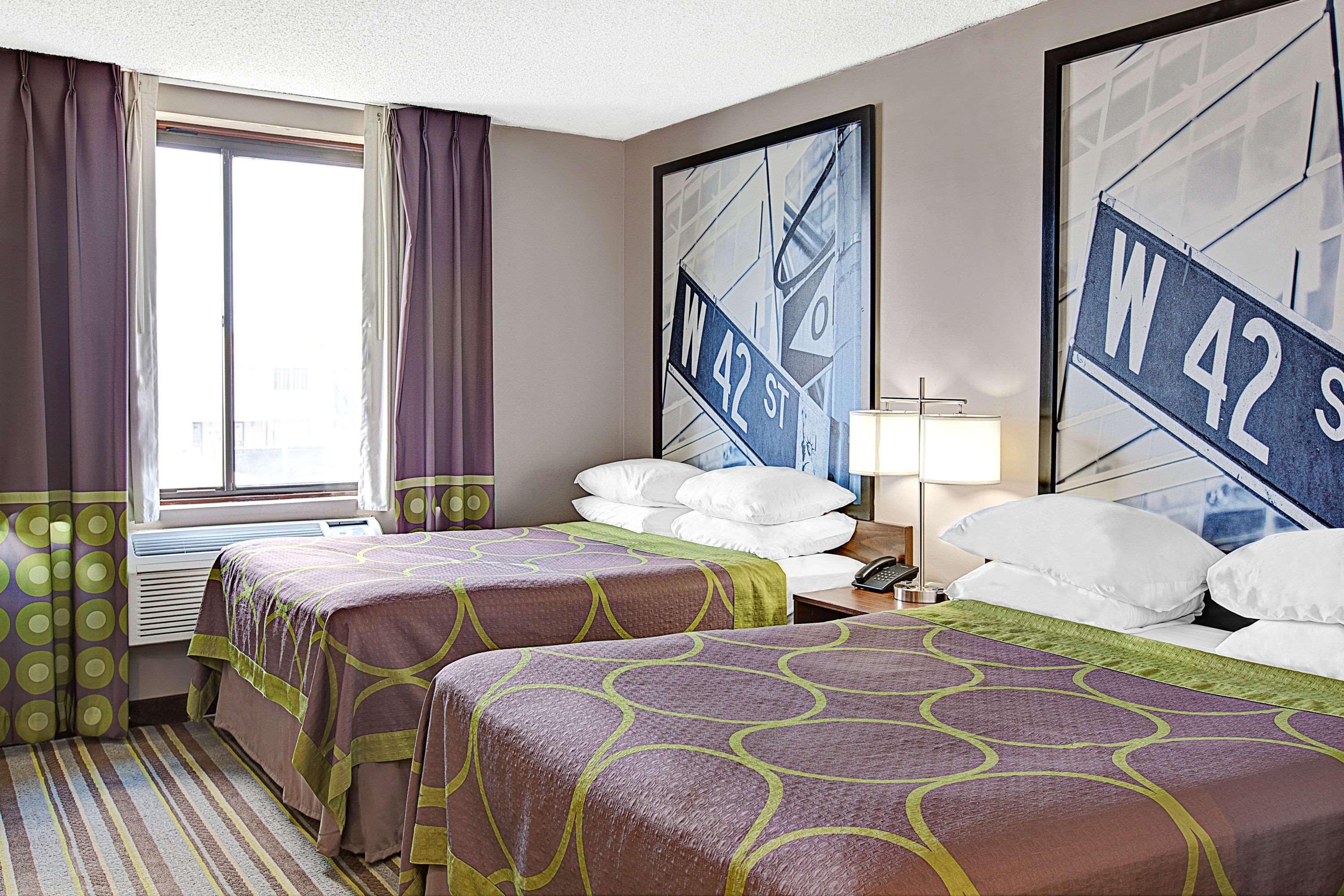 Hotel Super 8 By Wyndham Jamaica North Conduit New York