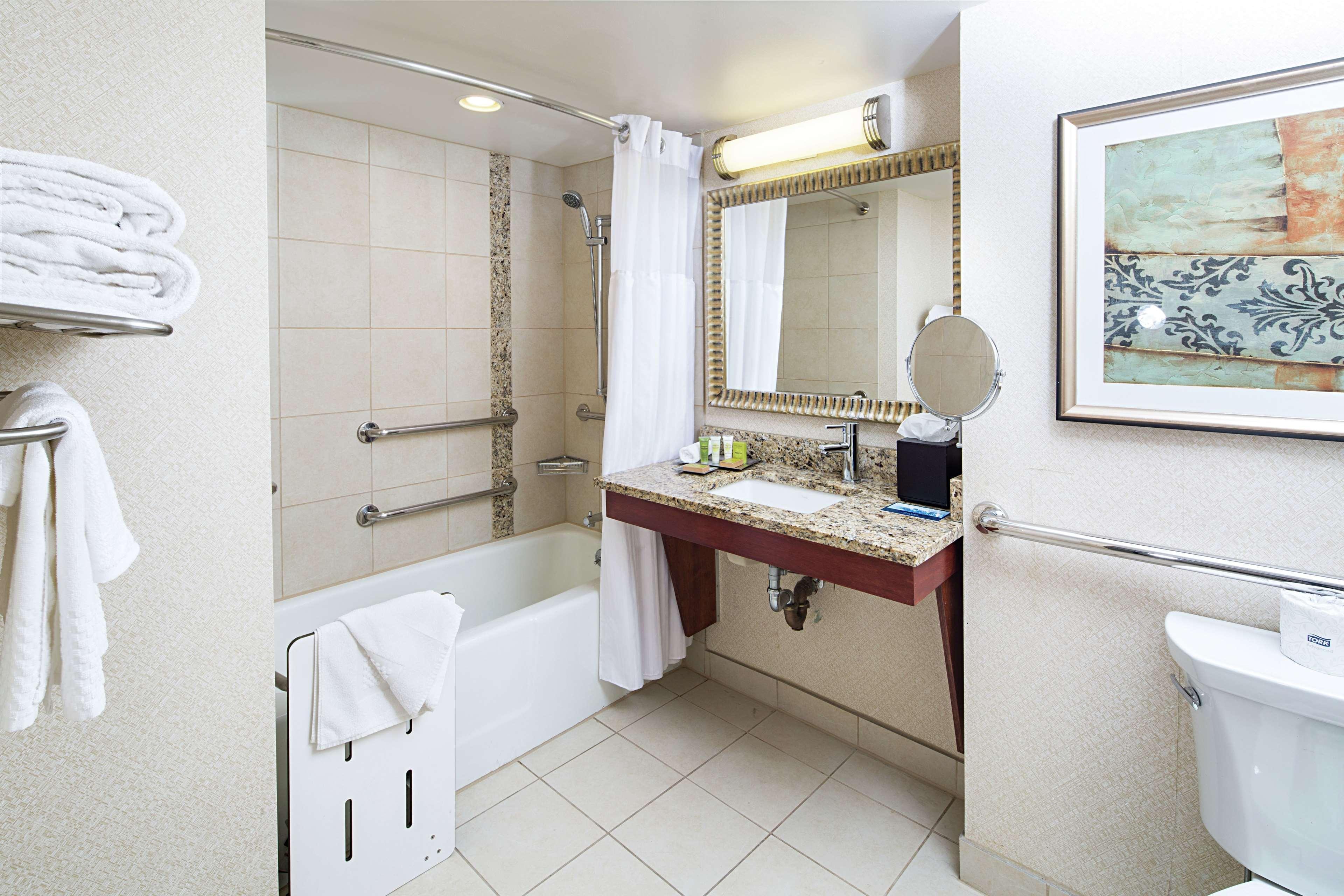 Hotel Hilton Jfk Airport 4*