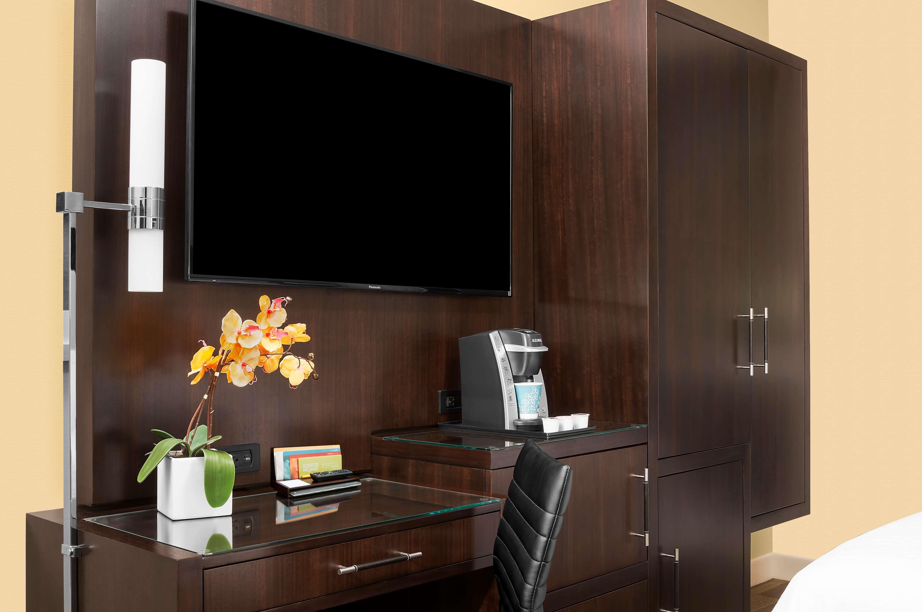 Hilton Garden - Times Square 3*