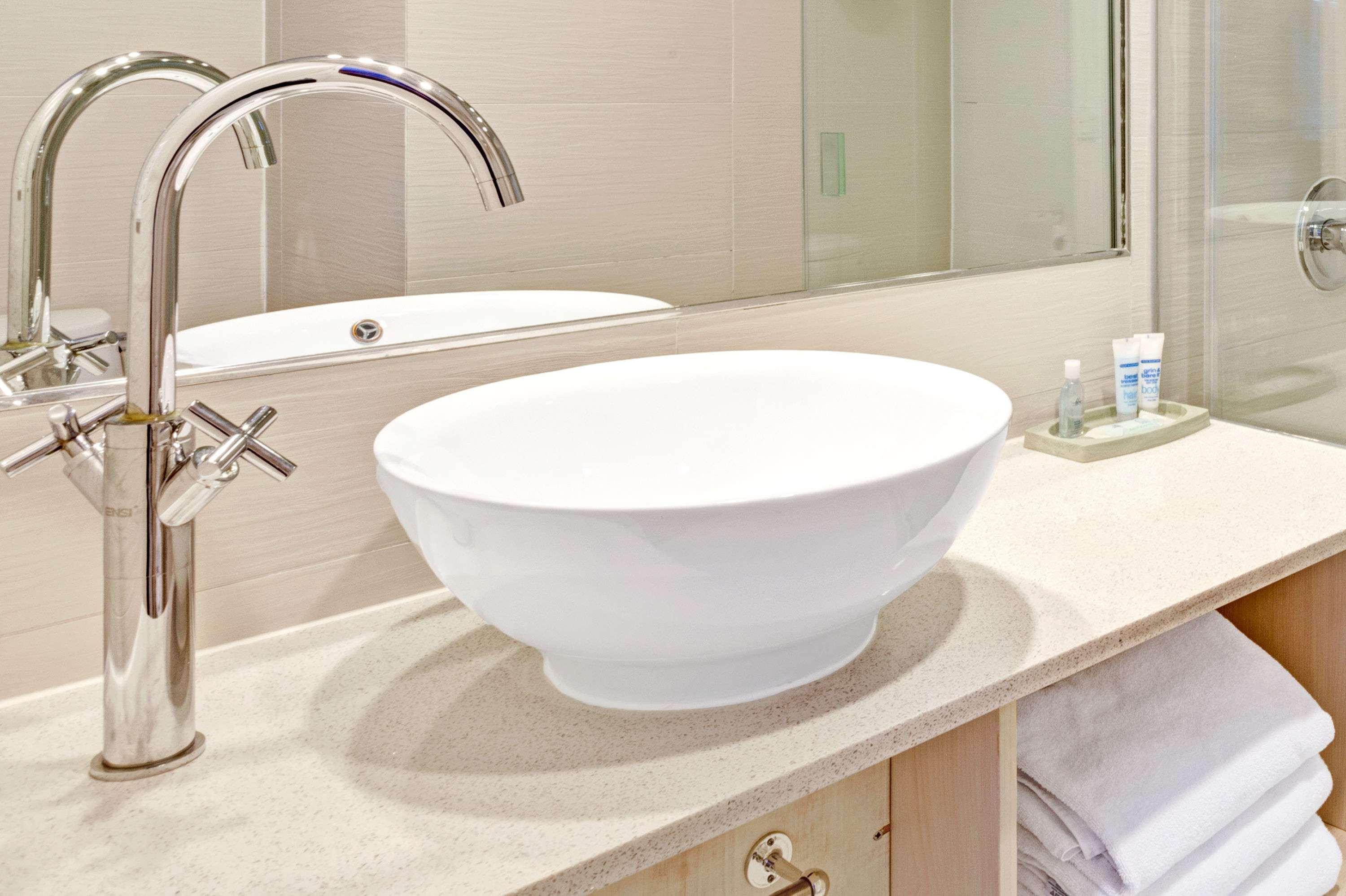 Hotel Wyndham Garden Long Island 3*