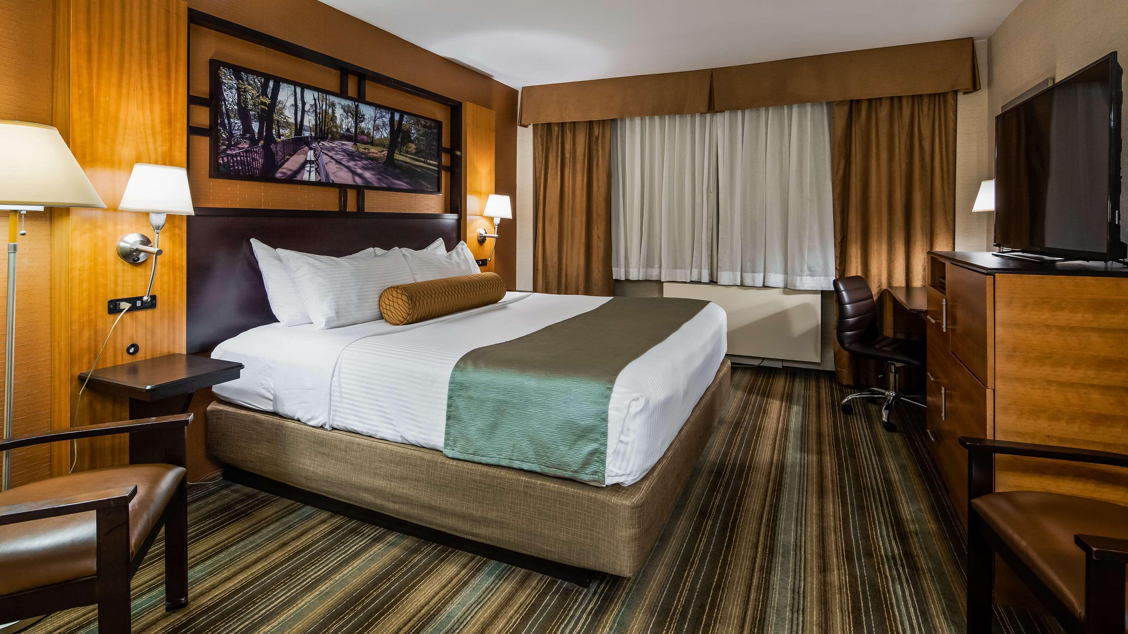 Hotel Best Western Queens Gold Coast 3*