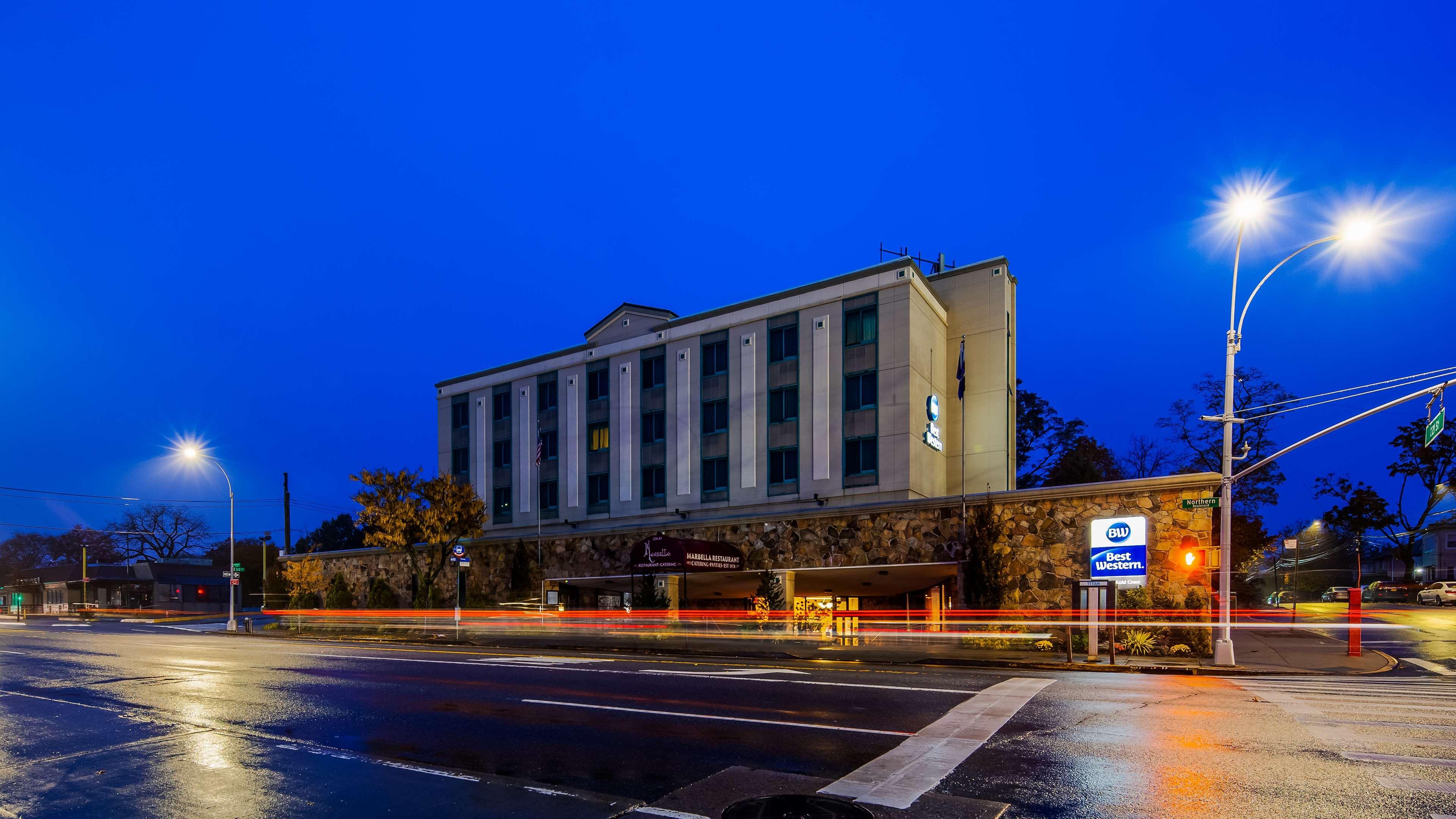 Best Western Queens Gold Coast Hotel