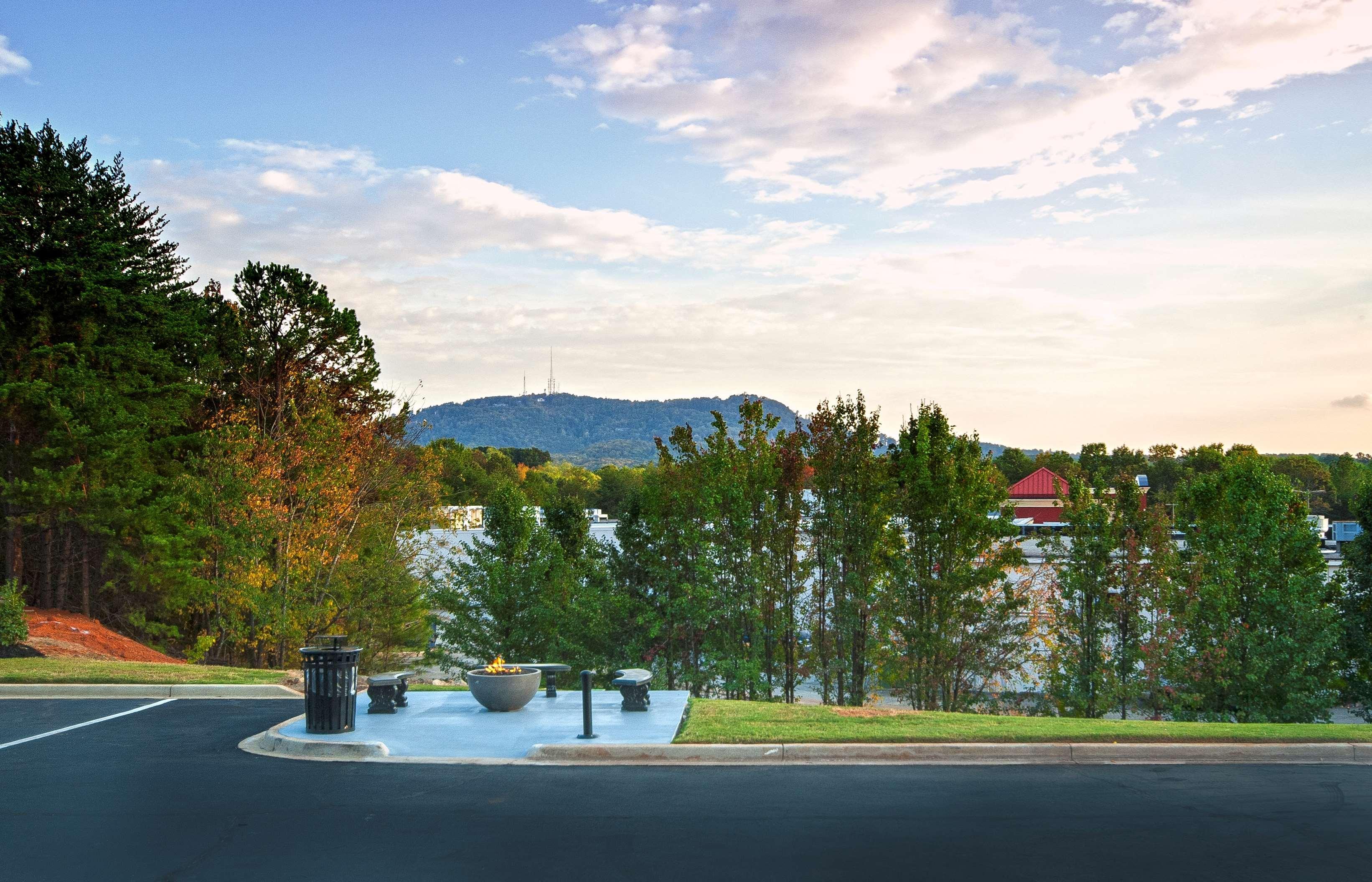 Hotel Best Western Queens Gold Coast 3*