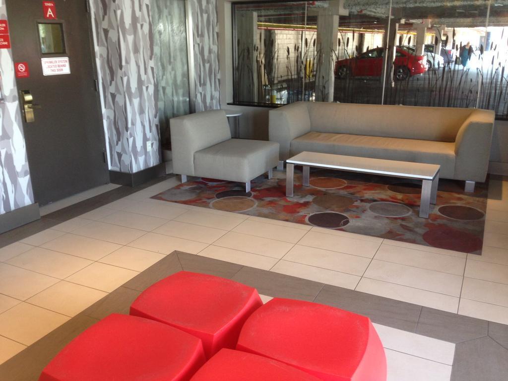 Brooklyn Motor Hotel 2*