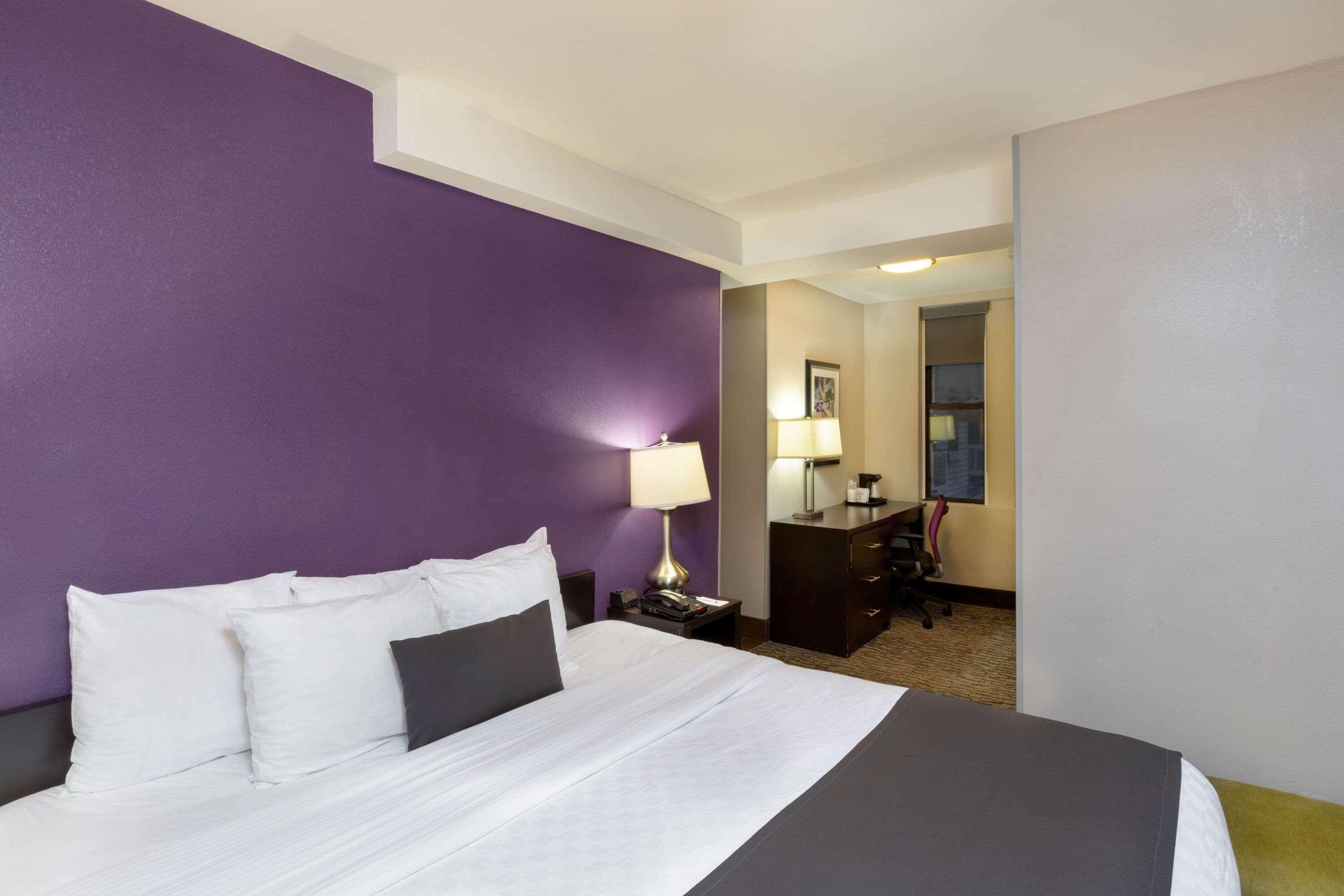 Hotel La Quinta By Wyndham City Central Park