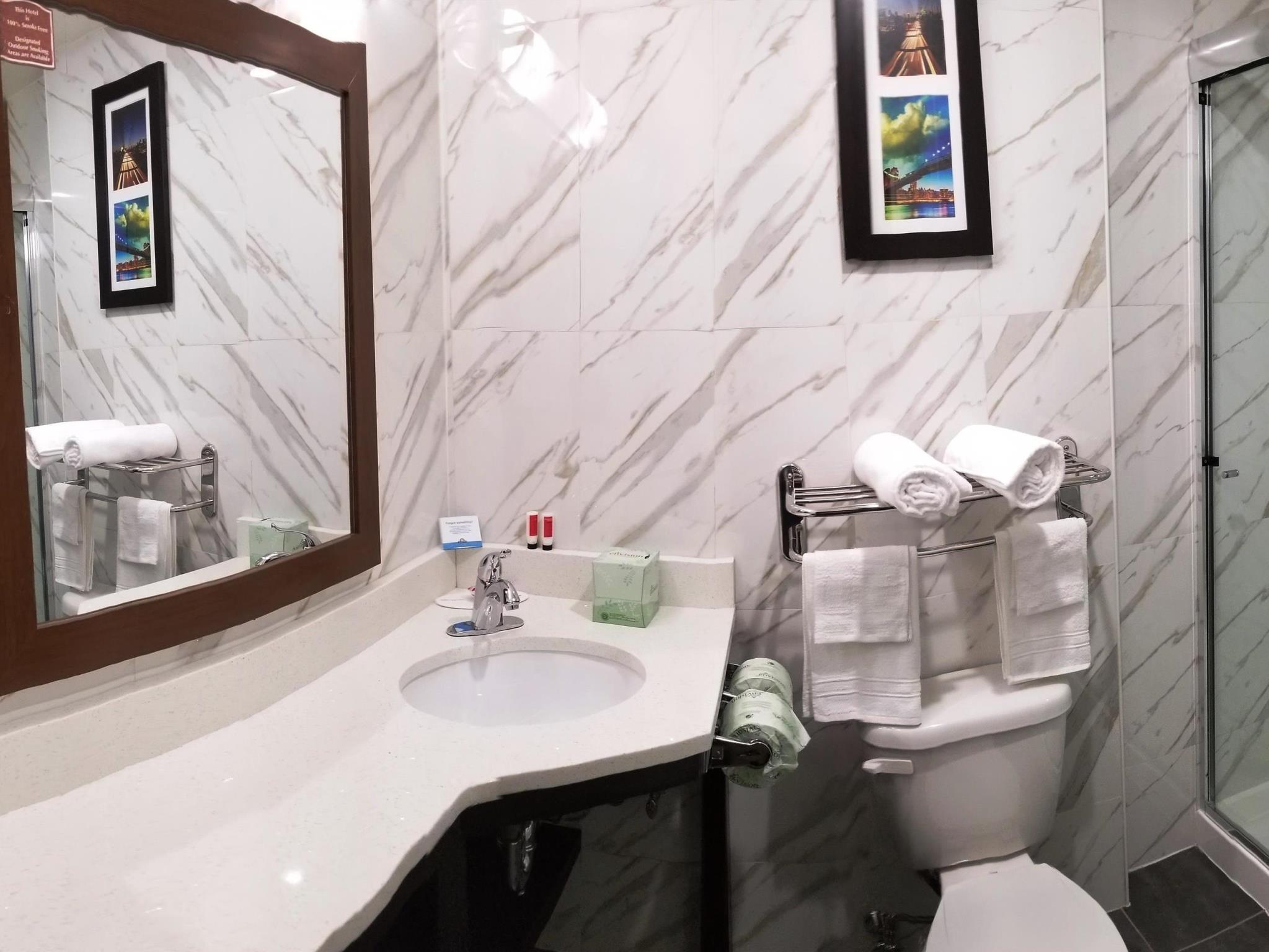 Hotel Days By Wyndham Brooklyn Marine Park 3*